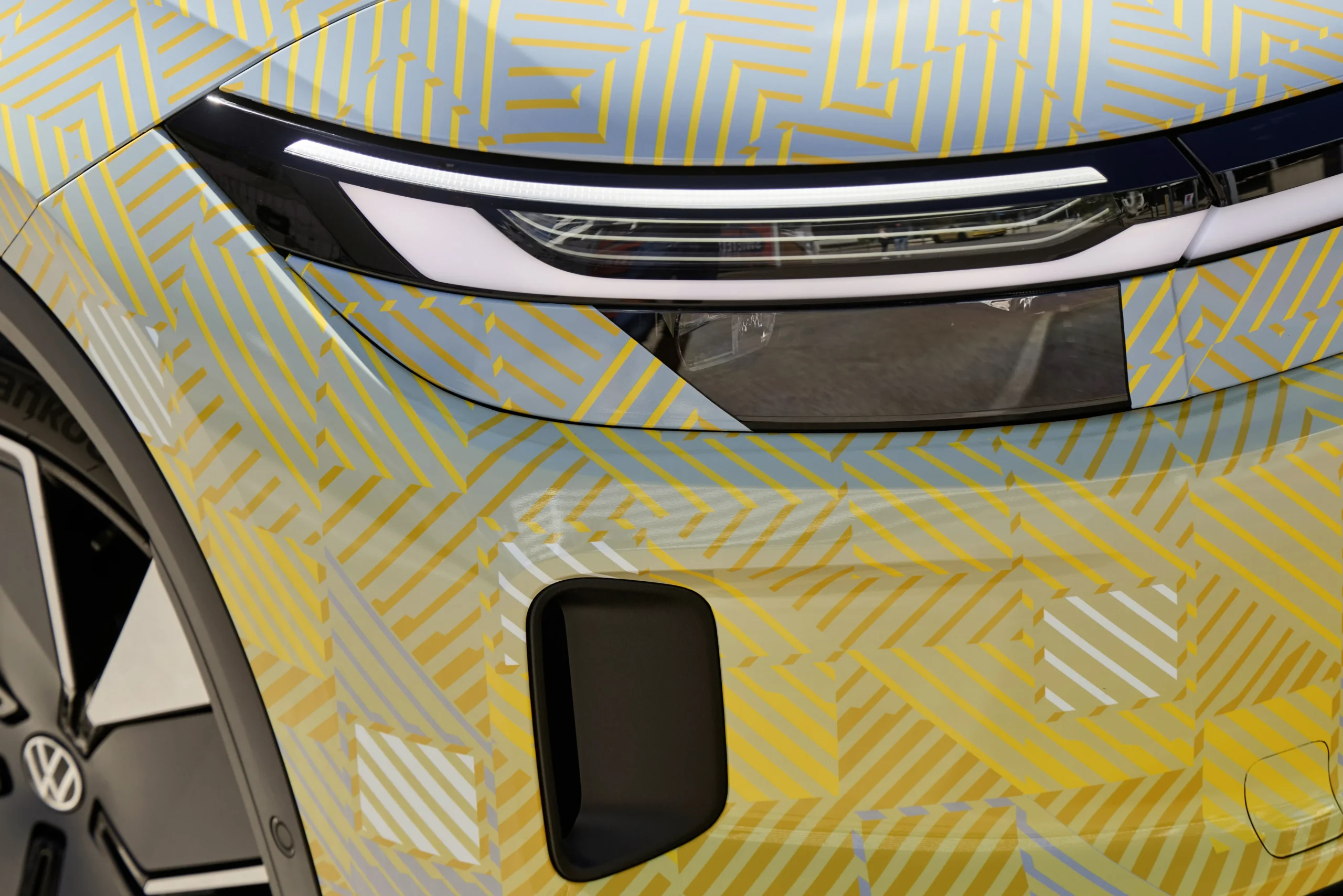 Volkswagen ID. Tiguan: el eléctrico que mantiene un nombre icónico en la movilidad 7 Detalle frontal del Volkswagen ID. Tiguan camuflado.