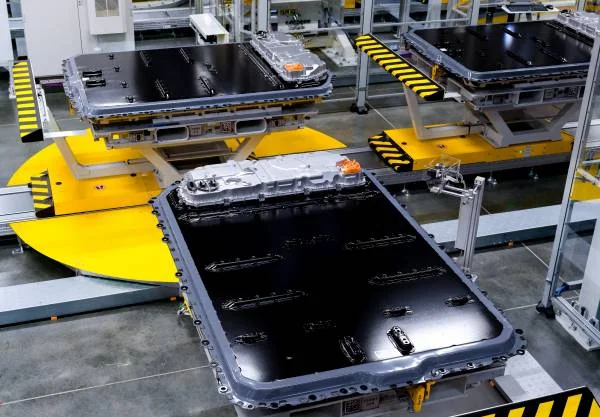 baterías Gen6 BMW: Baterías de alta tensión BMW Gen6 producción Shenyang
