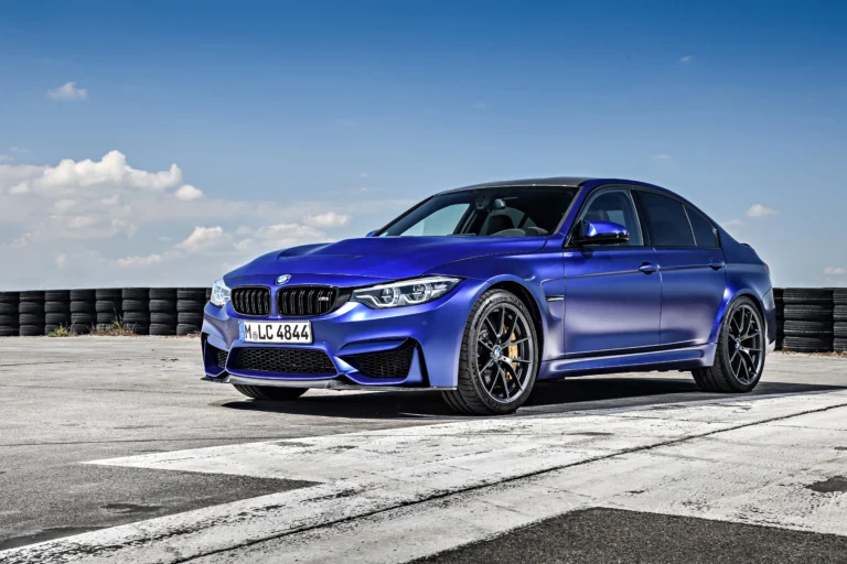 BMW M3: Un legado de 40 años forjando la excelencia en deportivos de alta gama