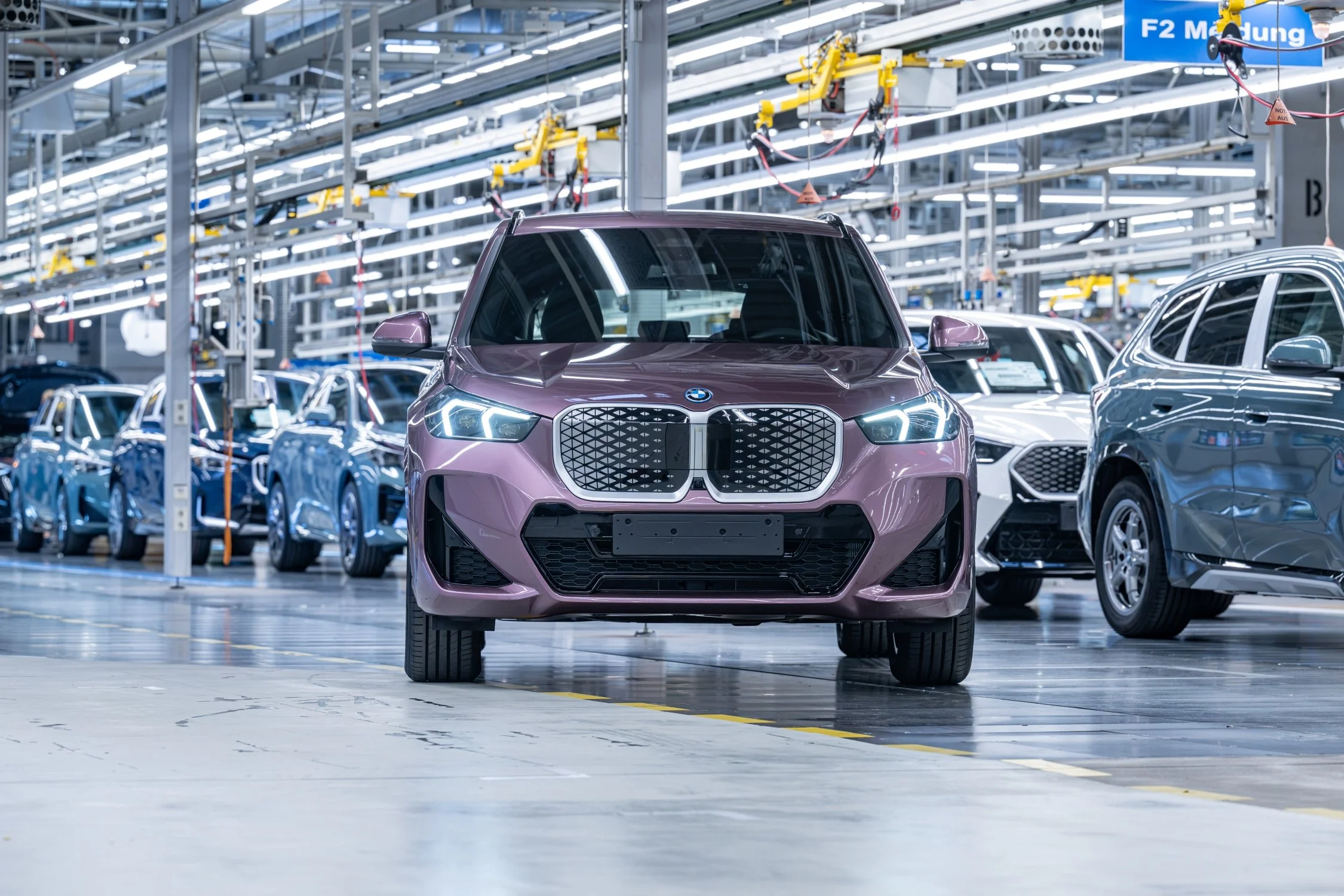 aniversario de BMW: BMW X1 en línea de producción en Regensburg.