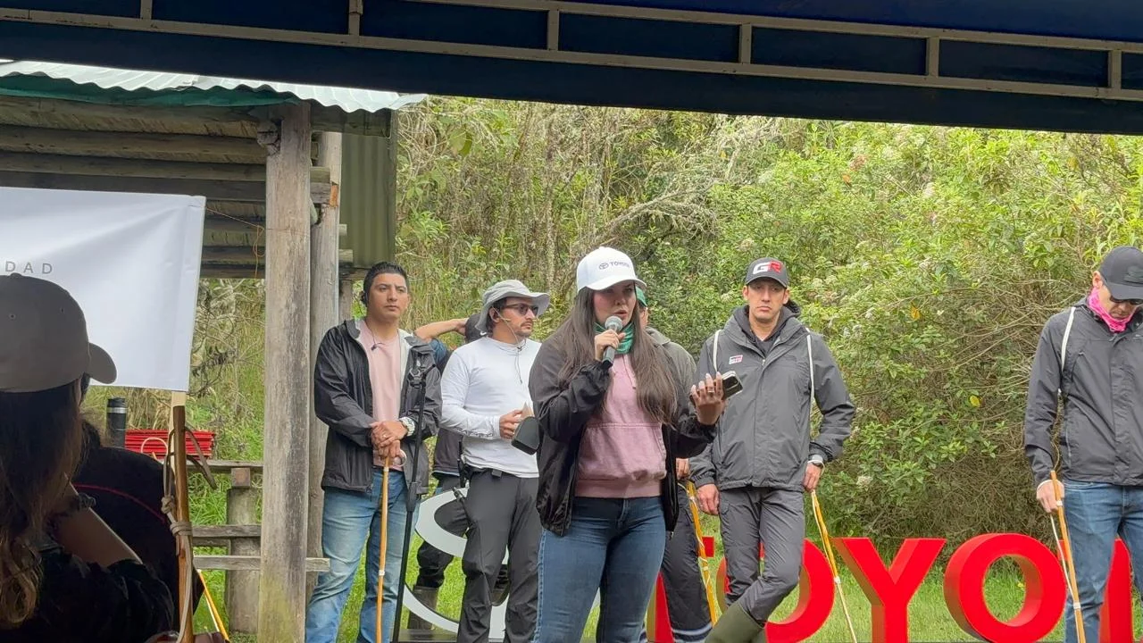 Bosque Toyota 2026: Evento de siembra de árboles de Toyota en Colombia.