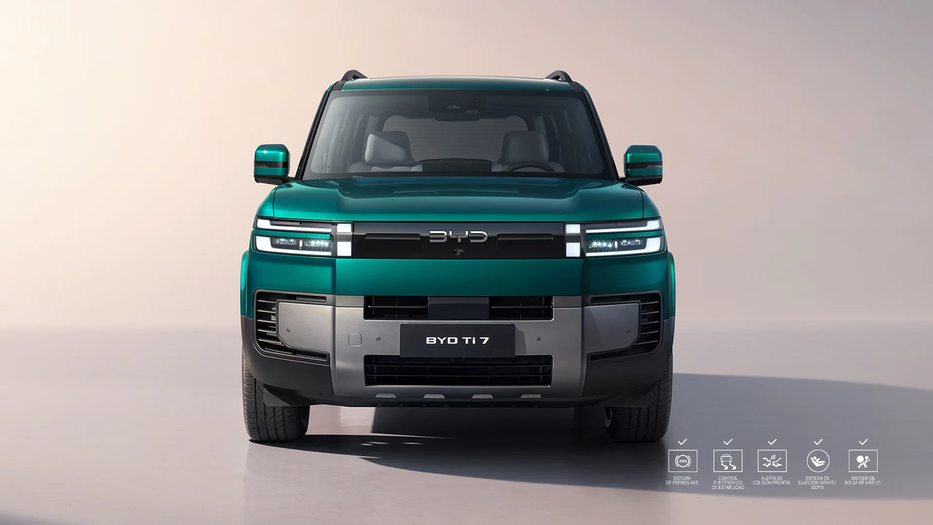 BYD Ti7: la SUV súper híbrida con autonomía de 1.015 kilómetros llega a Colombia 3 BYD Ti7 frontal con faros LED y parrilla negra.
