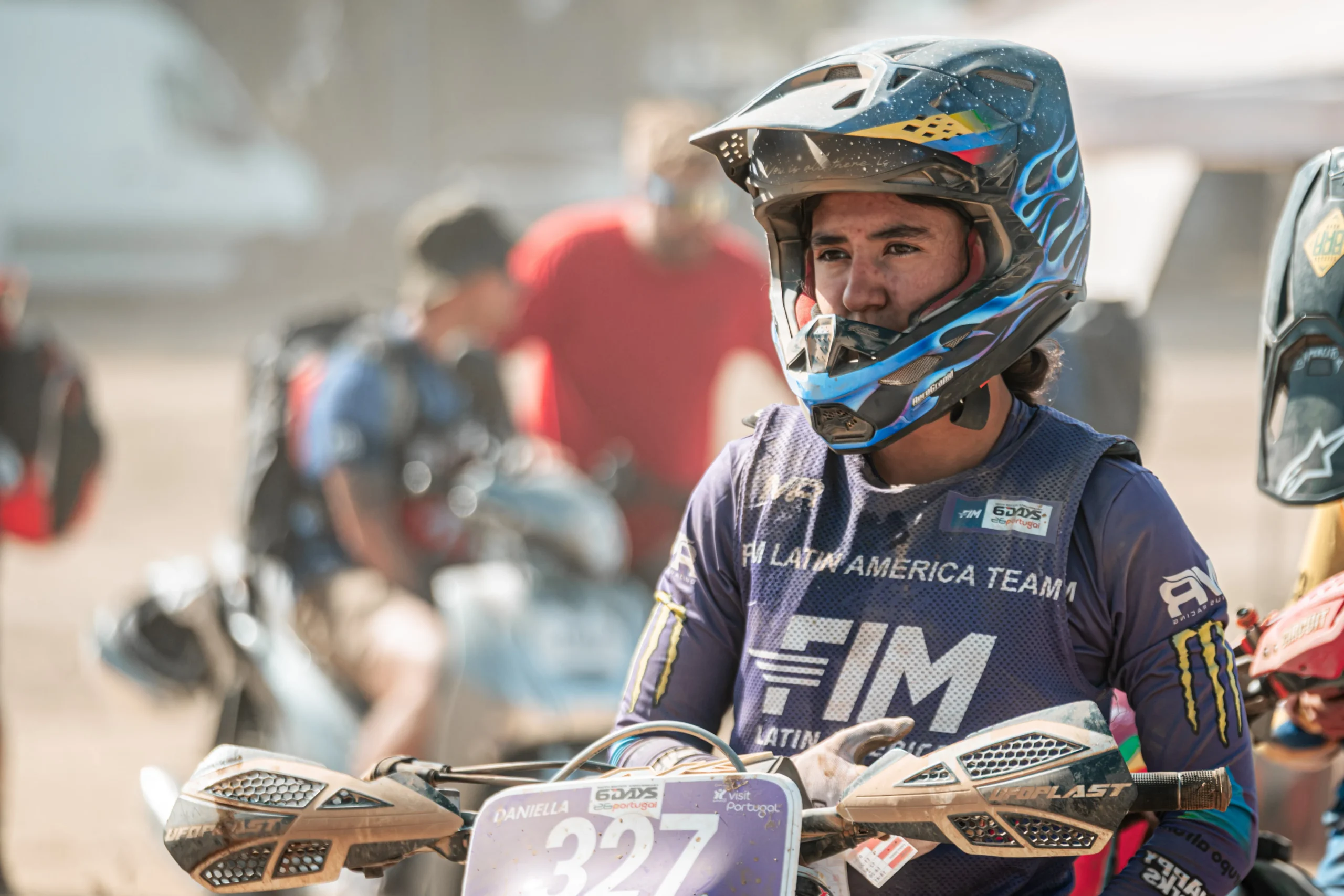 Daniella Acosta Six Days de Enduro: Daniella Acosta, piloto colombiana en Six Days Enduro.