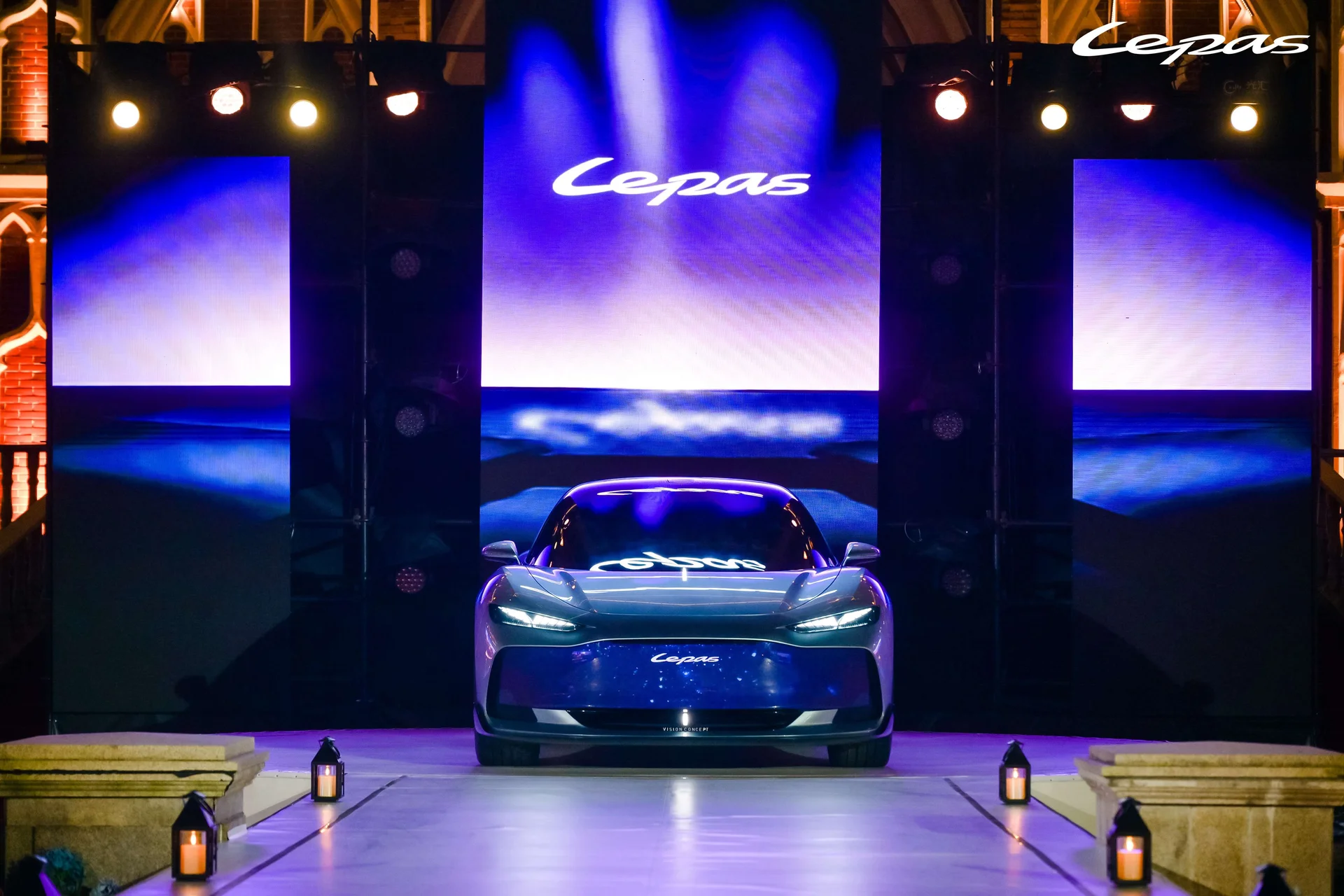 LEPAS Global Elegant Lifestyle Week: LEPAS AURA Concept frontal luces LED evento
