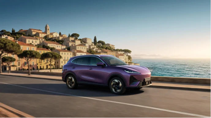 LEPAS L6: LEPAS Concept Car morado en paisaje costero.
