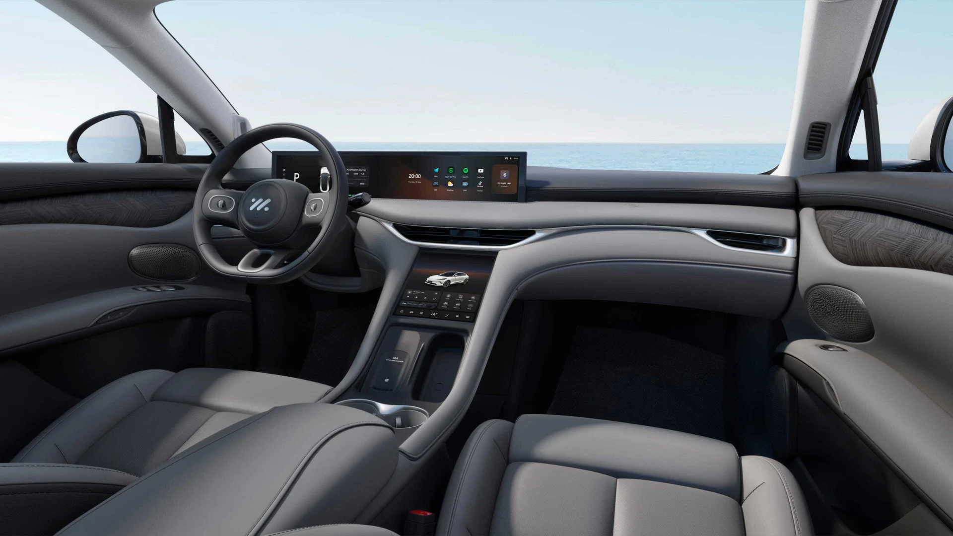 Interior del MG IM6 con pantallas digitales.