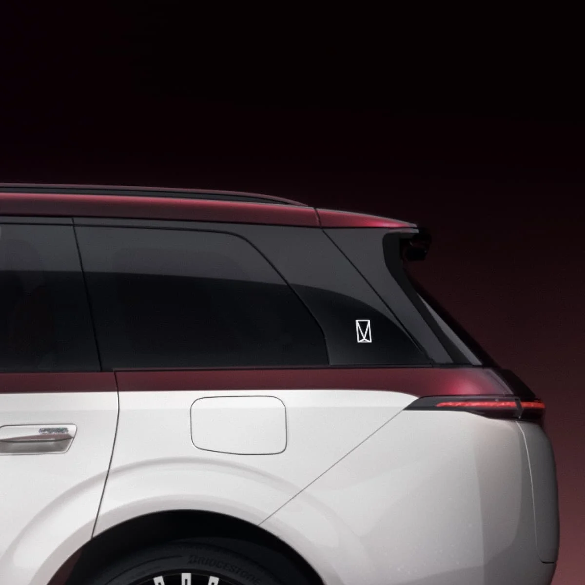 Avatr T09: el SUV de lujo de tres filas que redefine la experiencia premium 5 Avatr T09: Observauto SUV vista lateral trasera
