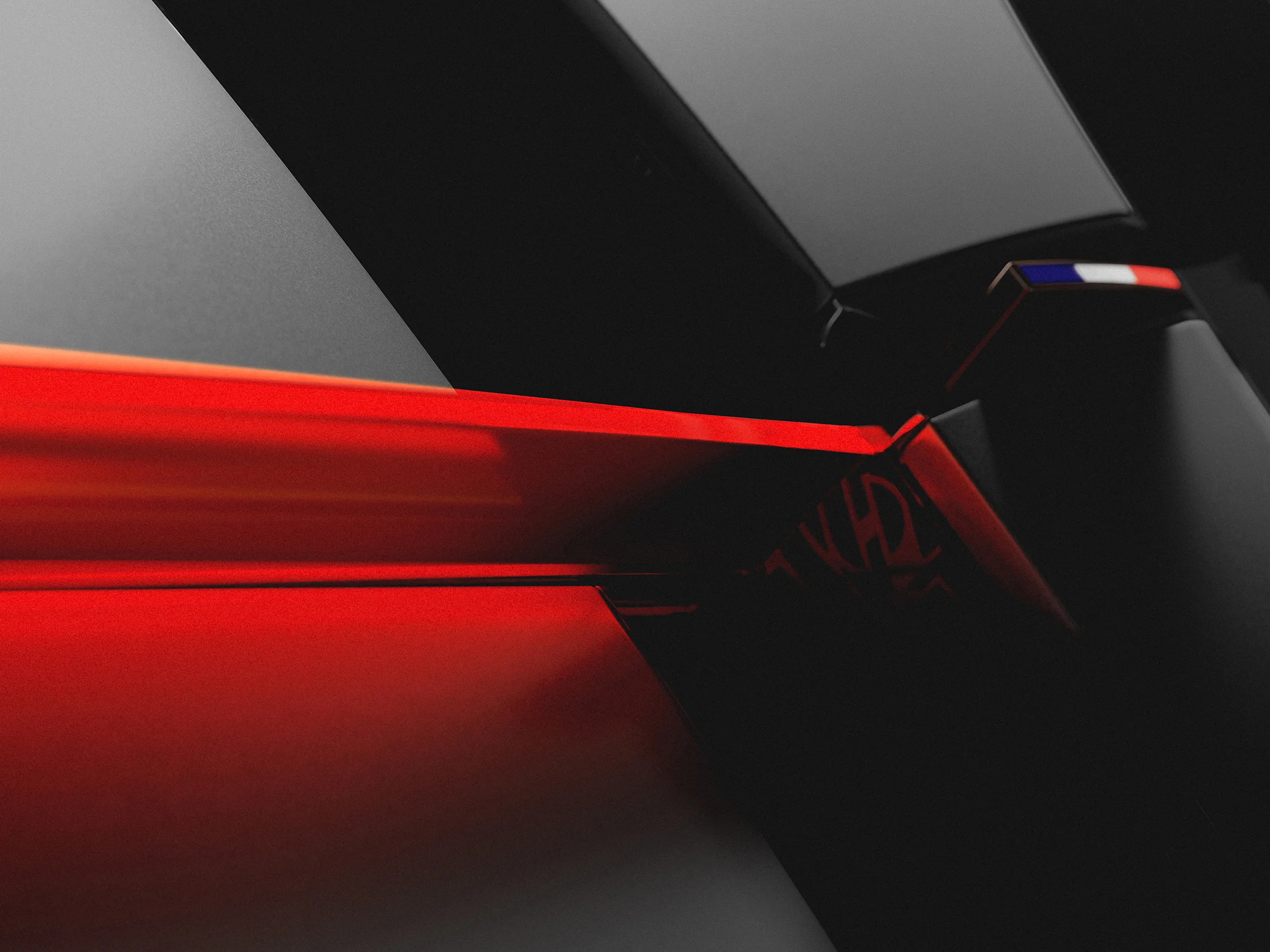 Peugeot E-T16 Concept: Detalle frontal del concept Peugeot E-T16 con luz roja.