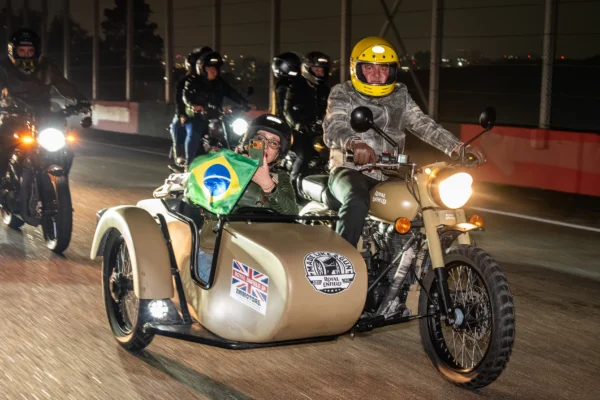 Royal Enfield Brasil: Royal Enfield celebra expansión en Brasil con pilotos.
