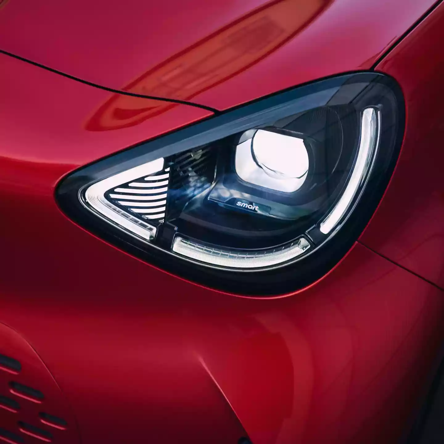 Smart #2: el biplaza eléctrico de ciudad que redefine la agilidad urbana 7 smart #2: Faros LED carro eléctrico Smart