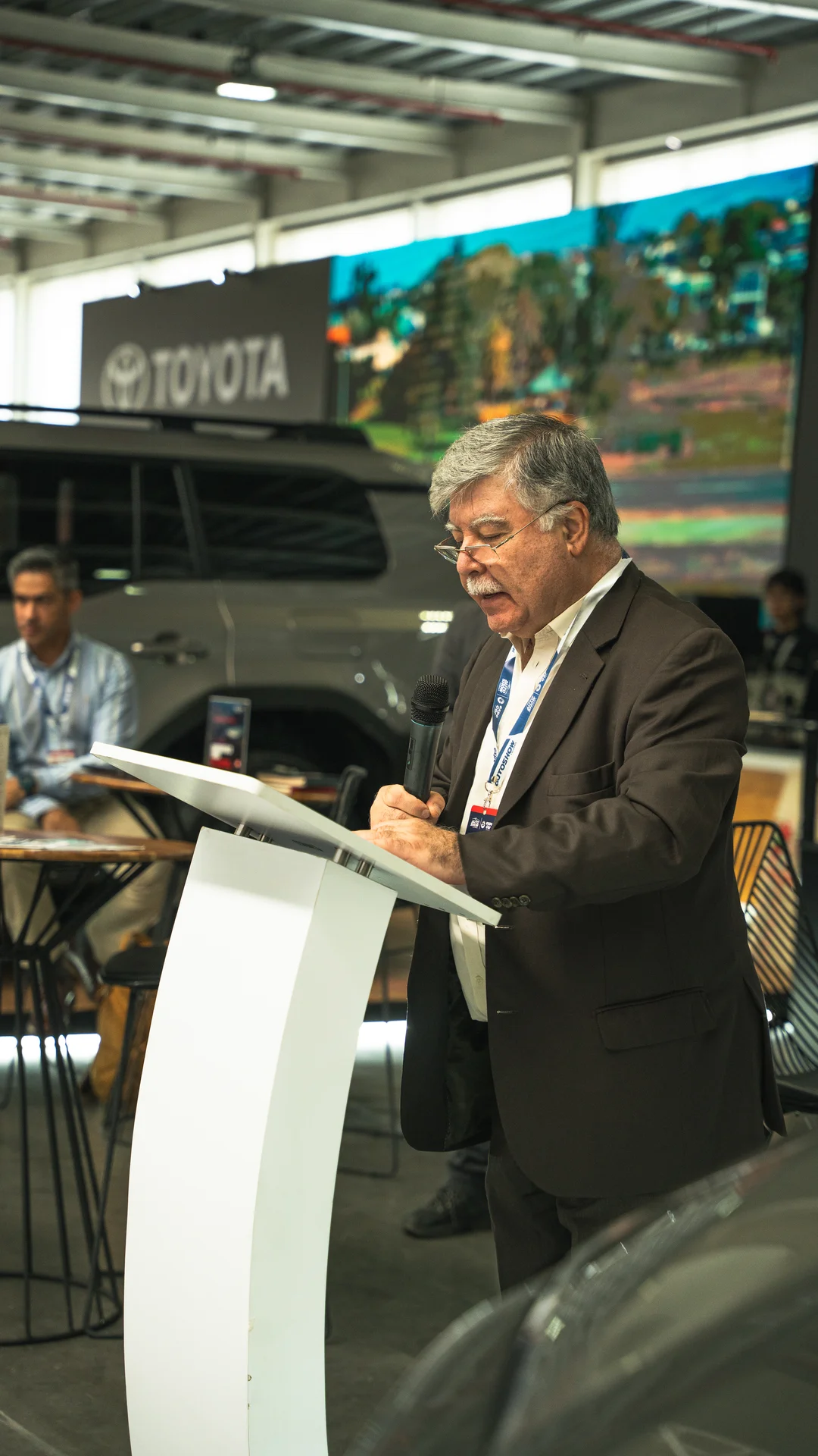 Primer día de AutoShow Expocar 2026: Medellín vive un primer día con ocho lanzamientos de impacto 2 primer día de AutoShow Expocar 2026: Directivo de Toyota habla en el evento AutoShow | Expocar 2026.