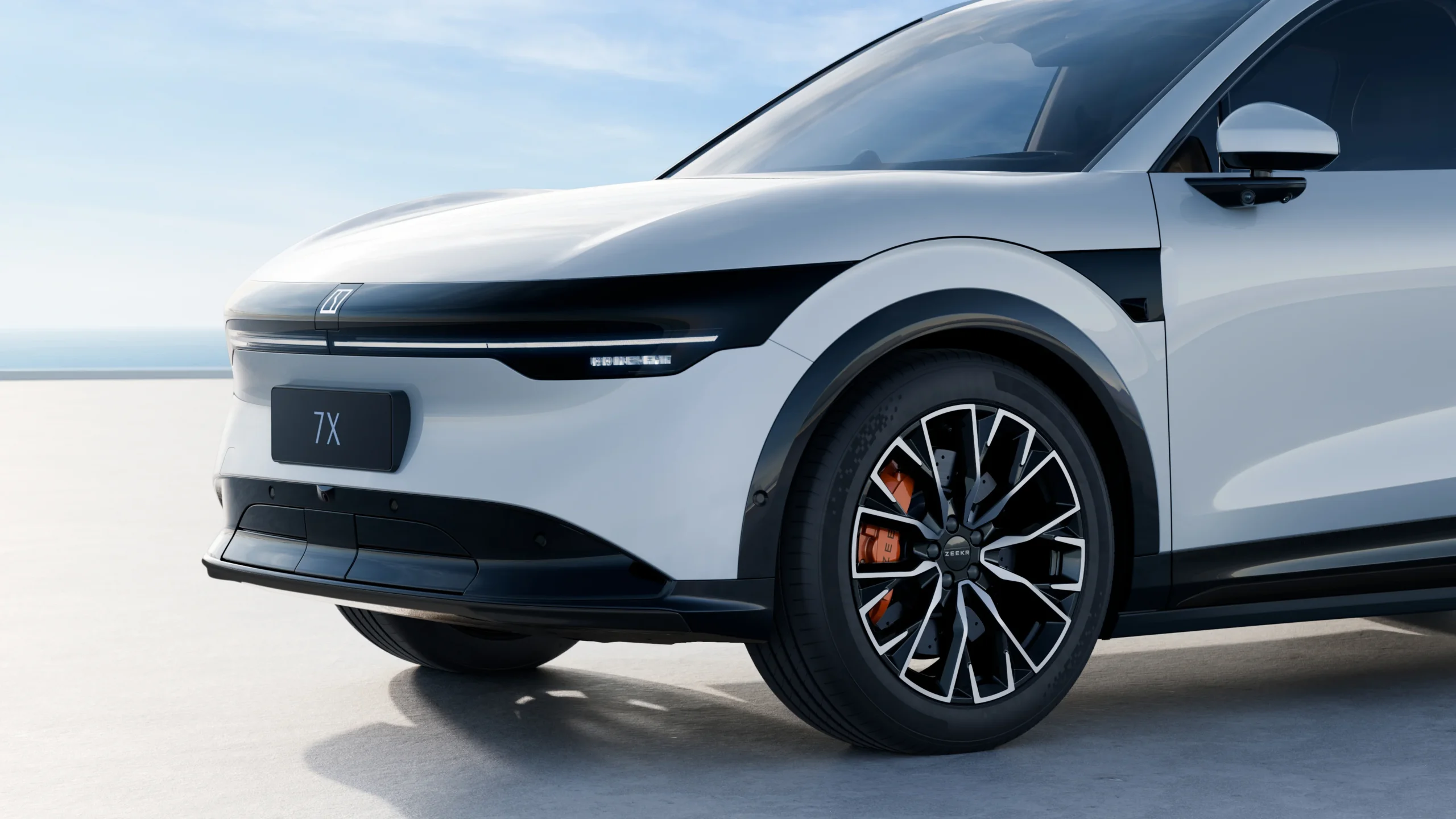 ventas de Zeekr: Vista frontal de un Zeekr 7X en Colombia.