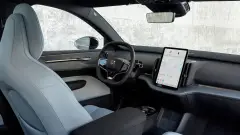 Volvo EX30: El SUV Eléctrico que Lidera la Seguridad en Colombia 21 318811_Volvo_EX30_Cloud_Blue_Interior_7_11zon